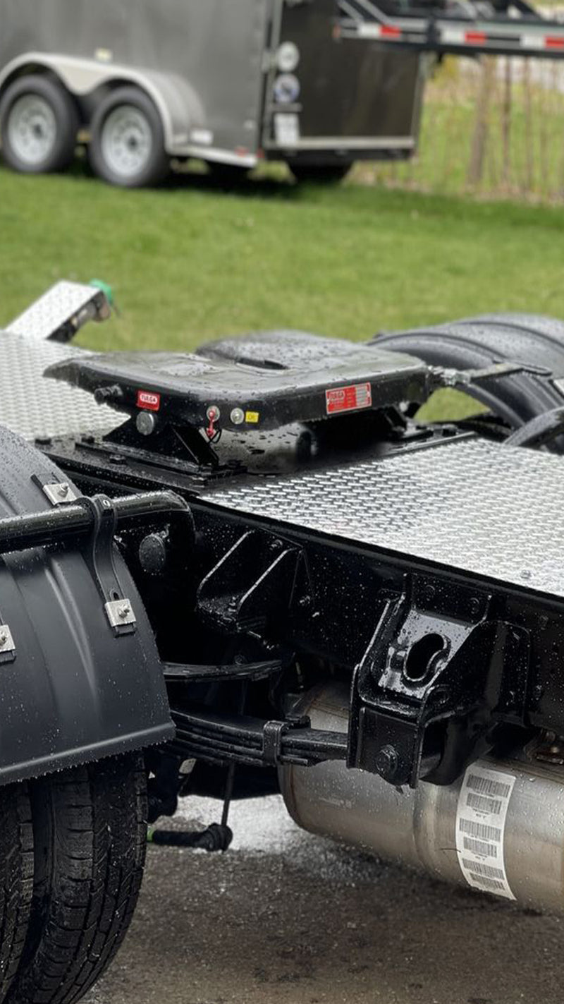 Fifth Wheel Hitch for Cab and Chassis Trucks